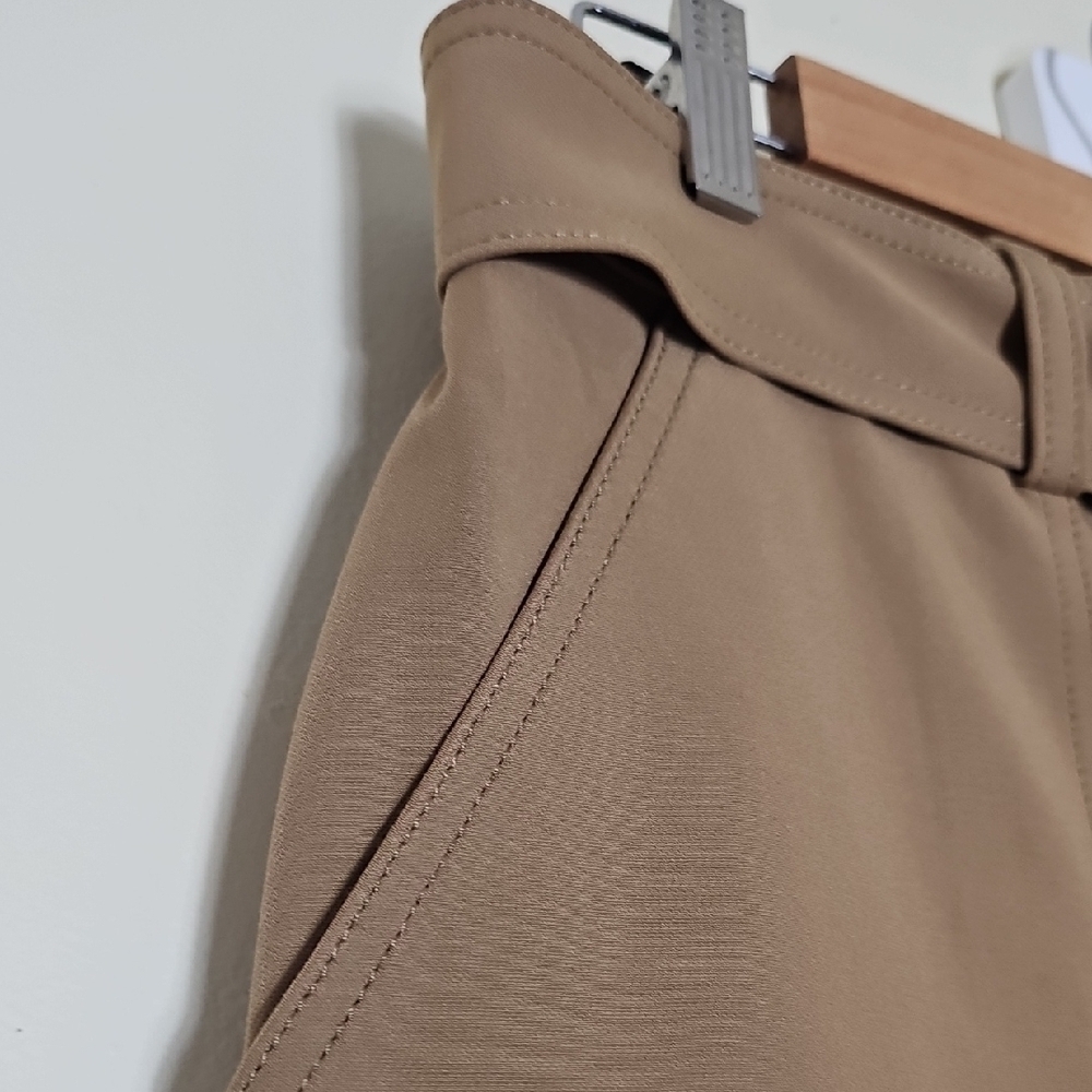 Banana Republic Tan Cargo Women's Pants with Relaxed Fit Size 10L - Picture 6 of 14